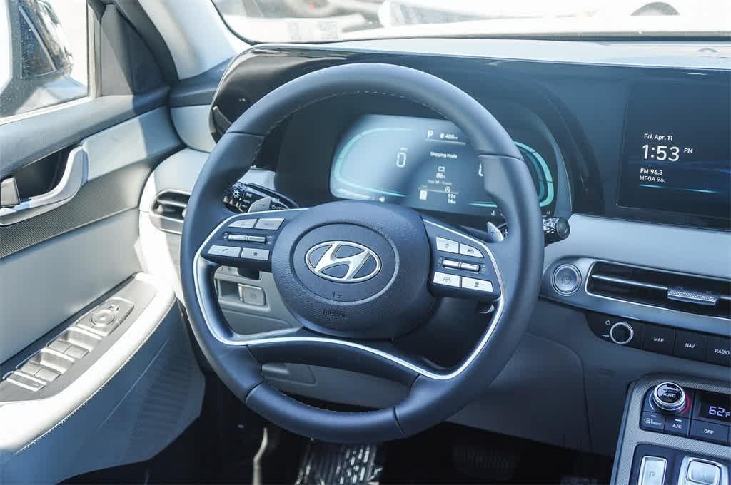 Thumbnail: 2025 Hyundai Palisade - 18