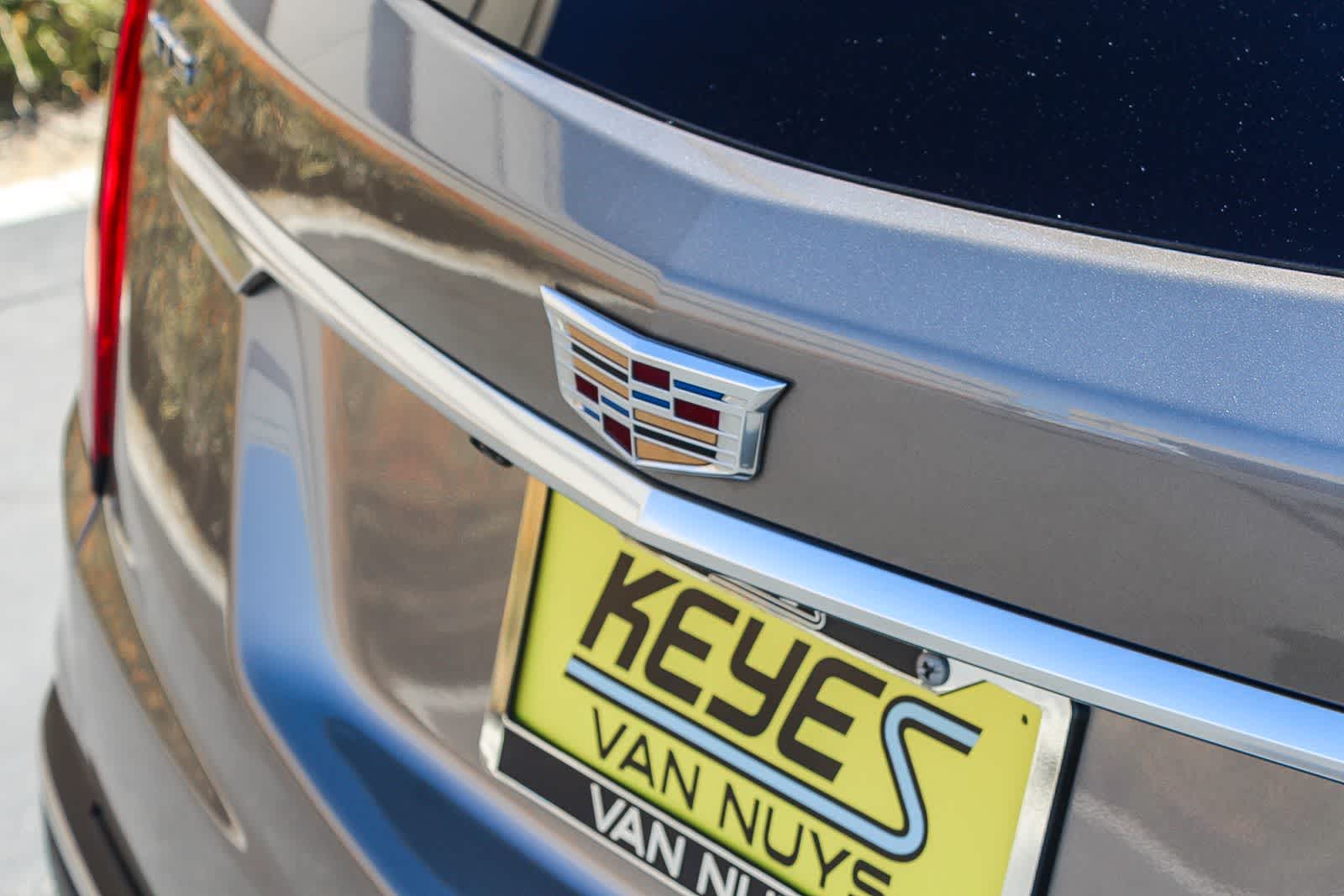 Thumbnail: 2022 Cadillac XT5 - 9