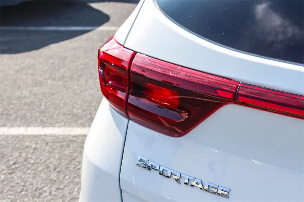 Thumbnail: 2021 Kia Sportage - 8