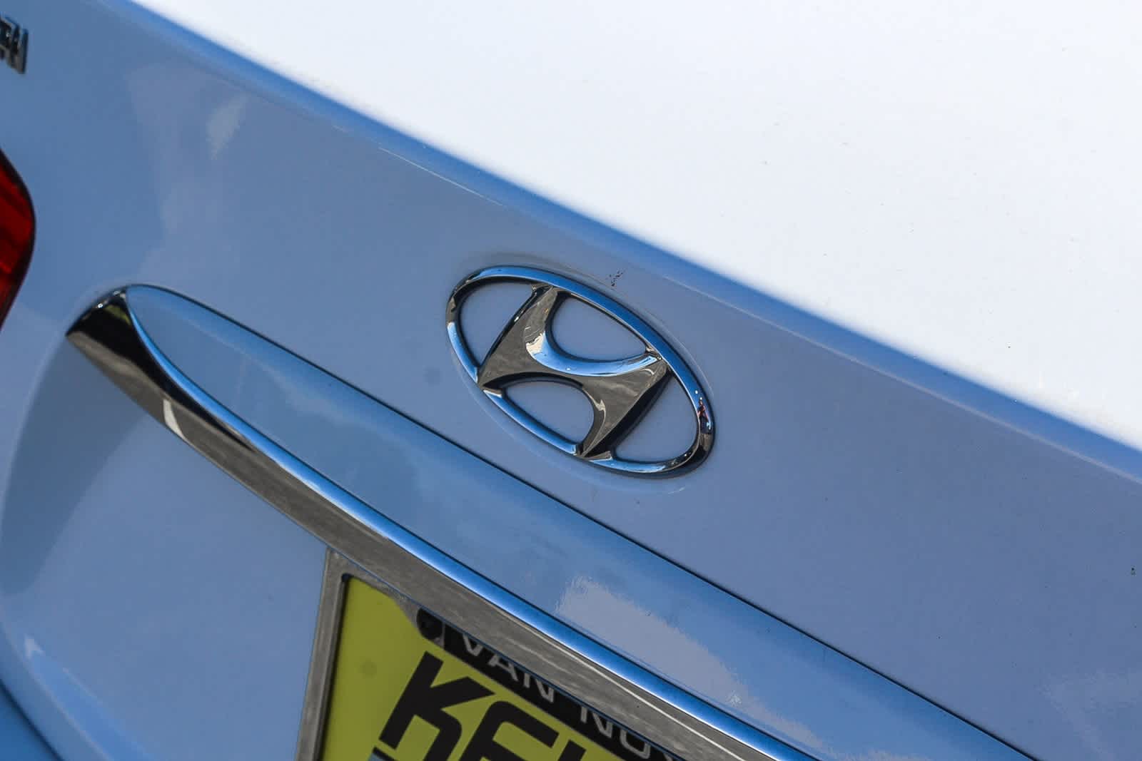 Thumbnail: 2010 Hyundai Elantra - 11