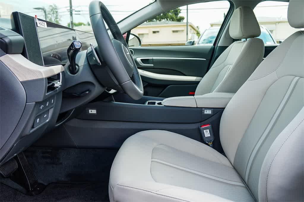 Thumbnail: 2025 Hyundai Sonata - 19