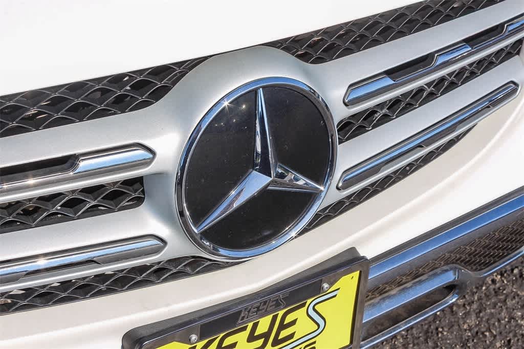 Thumbnail: 2020 Mercedes-Benz GLC - 16