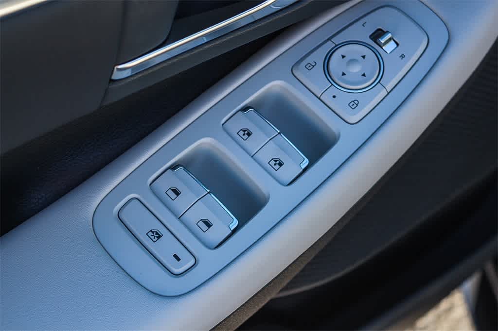 Thumbnail: 2023 Hyundai Sonata - 26