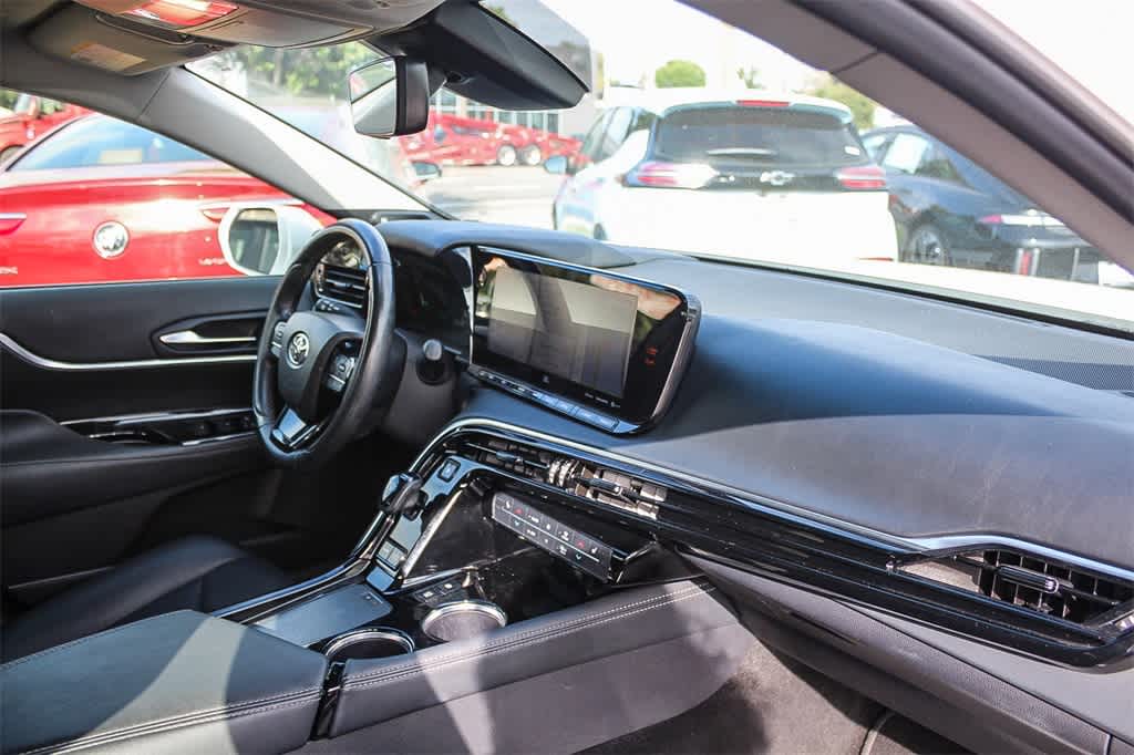Thumbnail: 2021 Toyota Mirai - 16