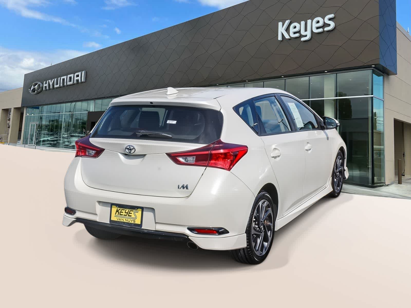 Thumbnail: 2018 Toyota Corolla iM - 4