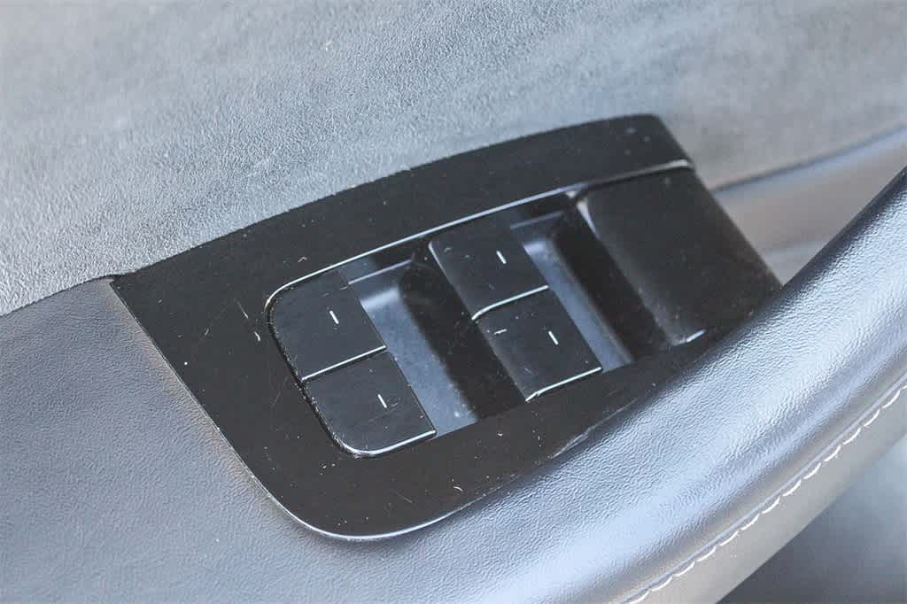 Thumbnail: 2018 Tesla Model 3 - 20