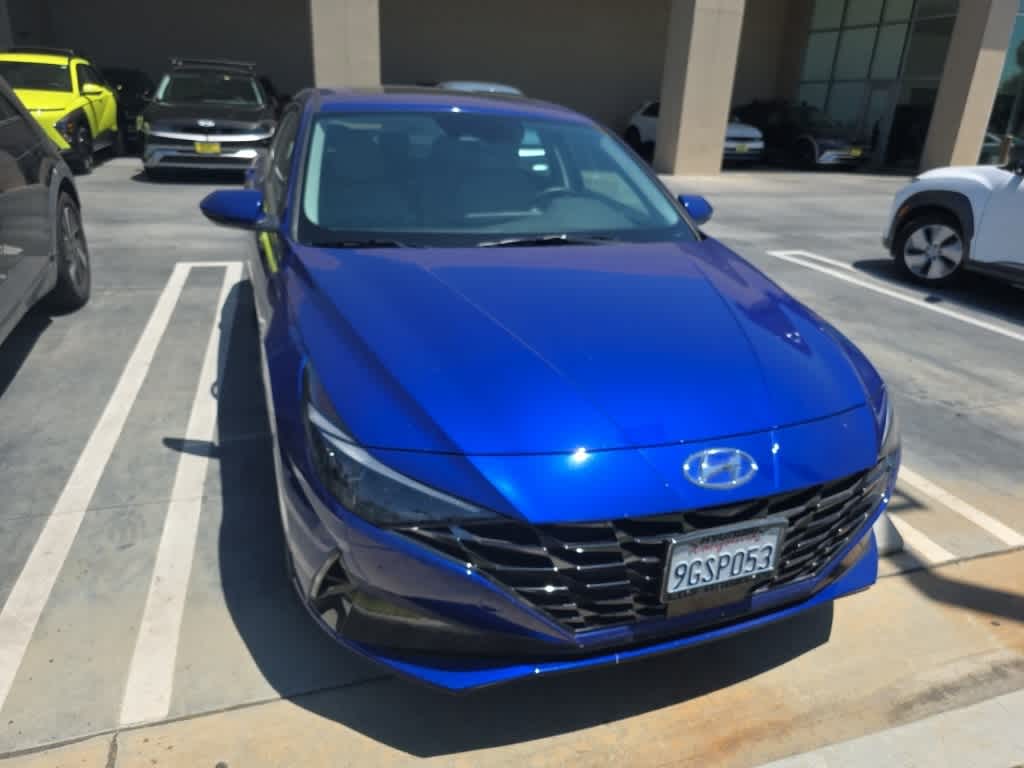 Thumbnail: 2023 Hyundai Elantra - 5
