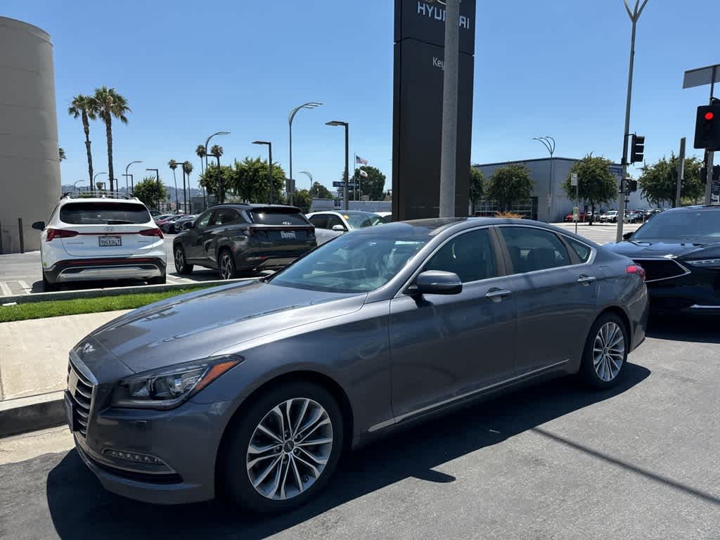 Thumbnail: 2017 Genesis G80 - 8