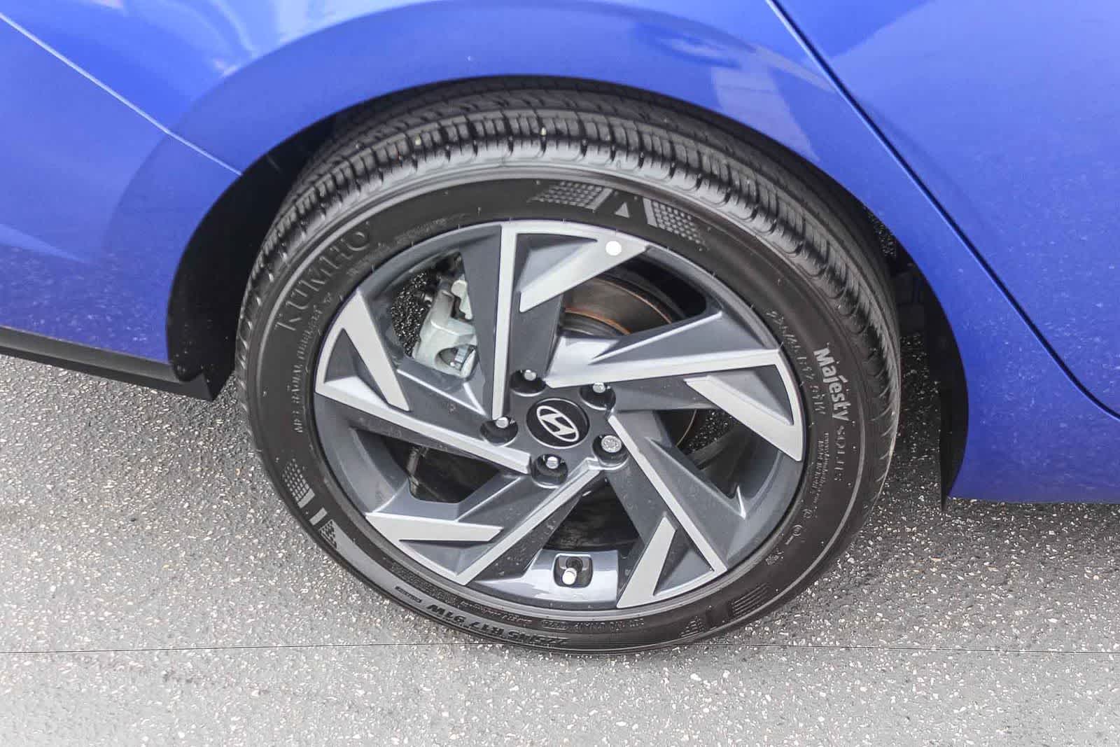 Thumbnail: 2025 Hyundai Elantra - 11