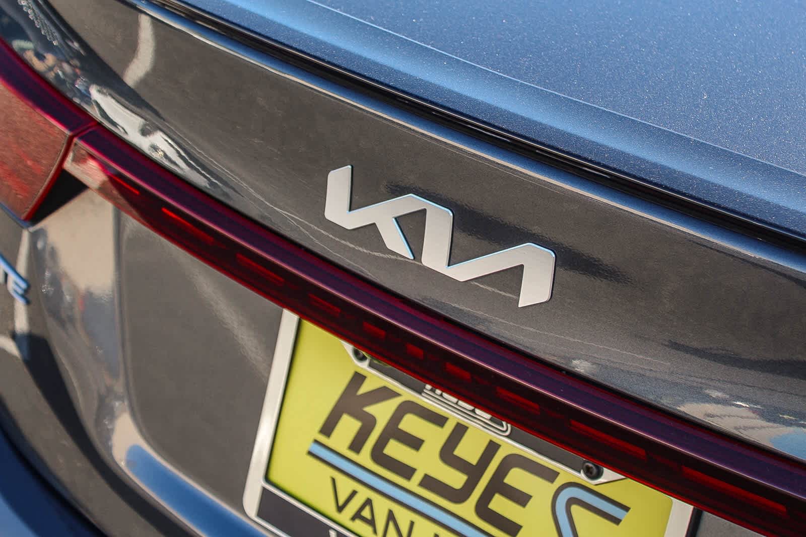 Thumbnail: 2023 Kia Forte - 11