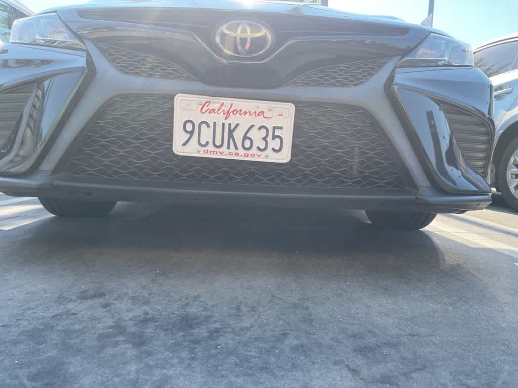 Thumbnail: 2018 Toyota Camry - 18