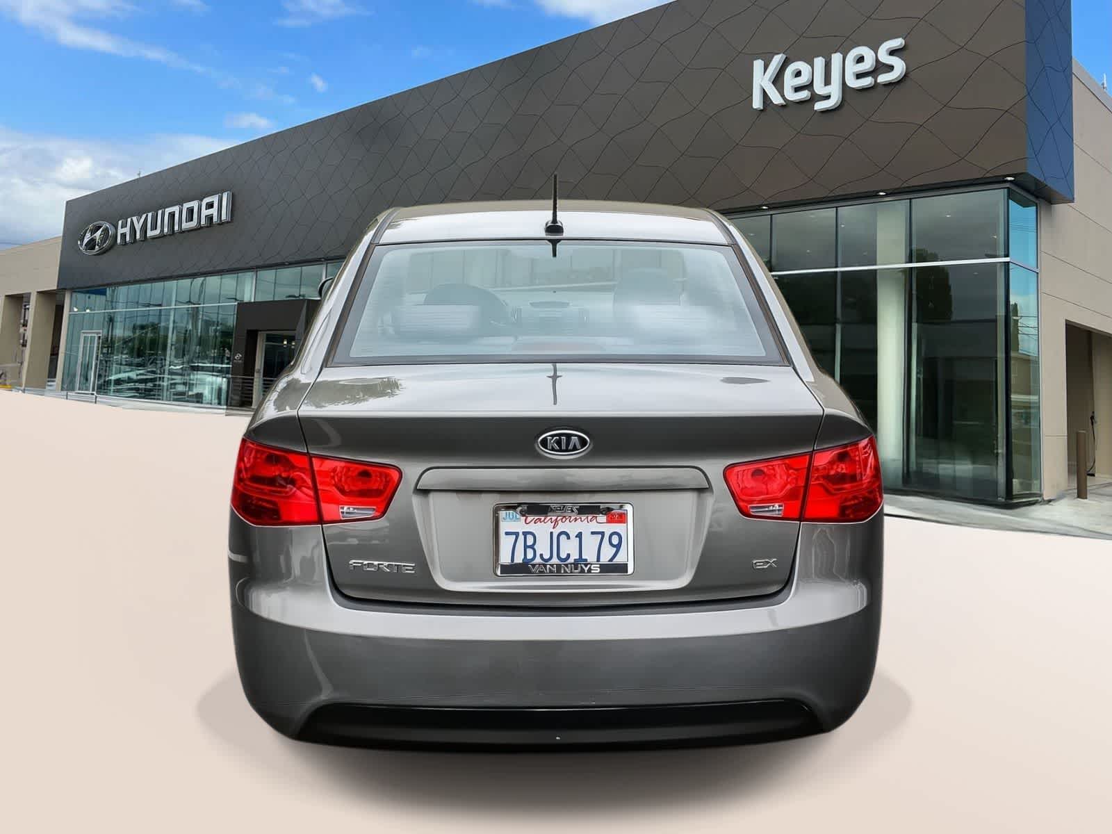 Thumbnail: 2012 Kia Forte - 6