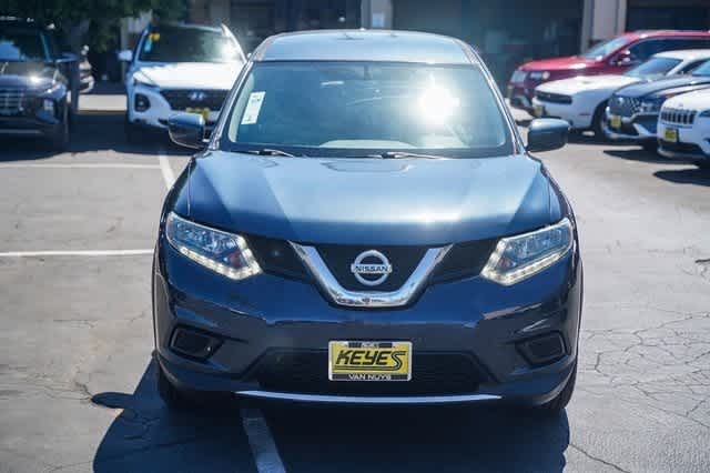 Used 2016 Nissan Rogue S with VIN 5N1AT2MVXGC820555 for sale in Van Nuys, CA