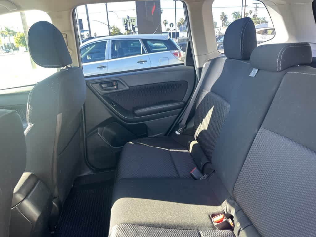 2017 Subaru Forester 2.5i 28