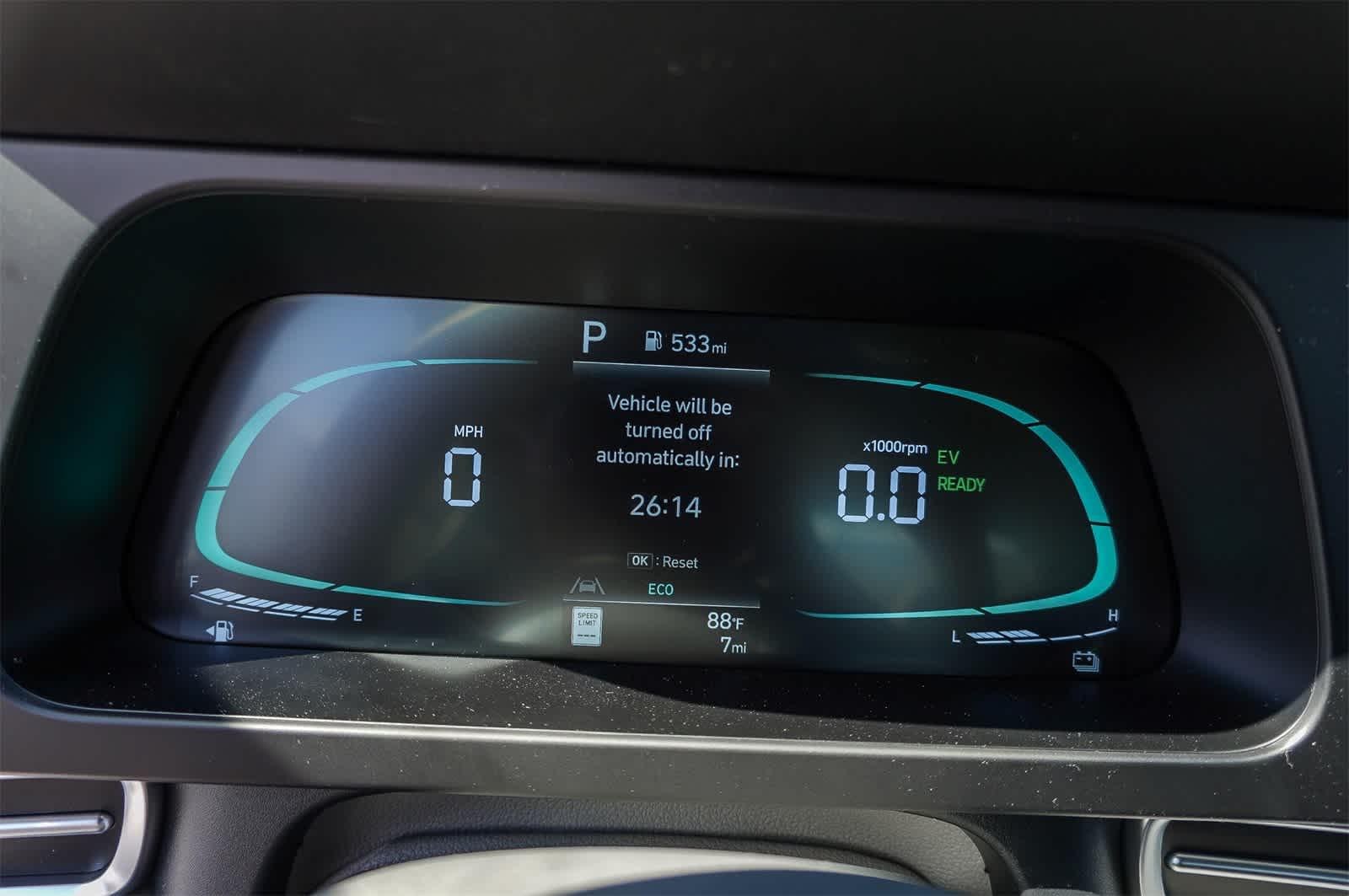 Thumbnail: 2025 Hyundai Elantra - 33