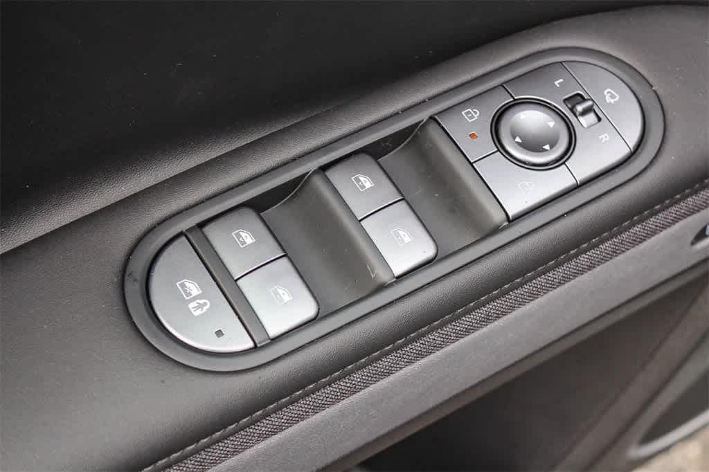 Thumbnail: 2026 Hyundai Ioniq 5 - 26