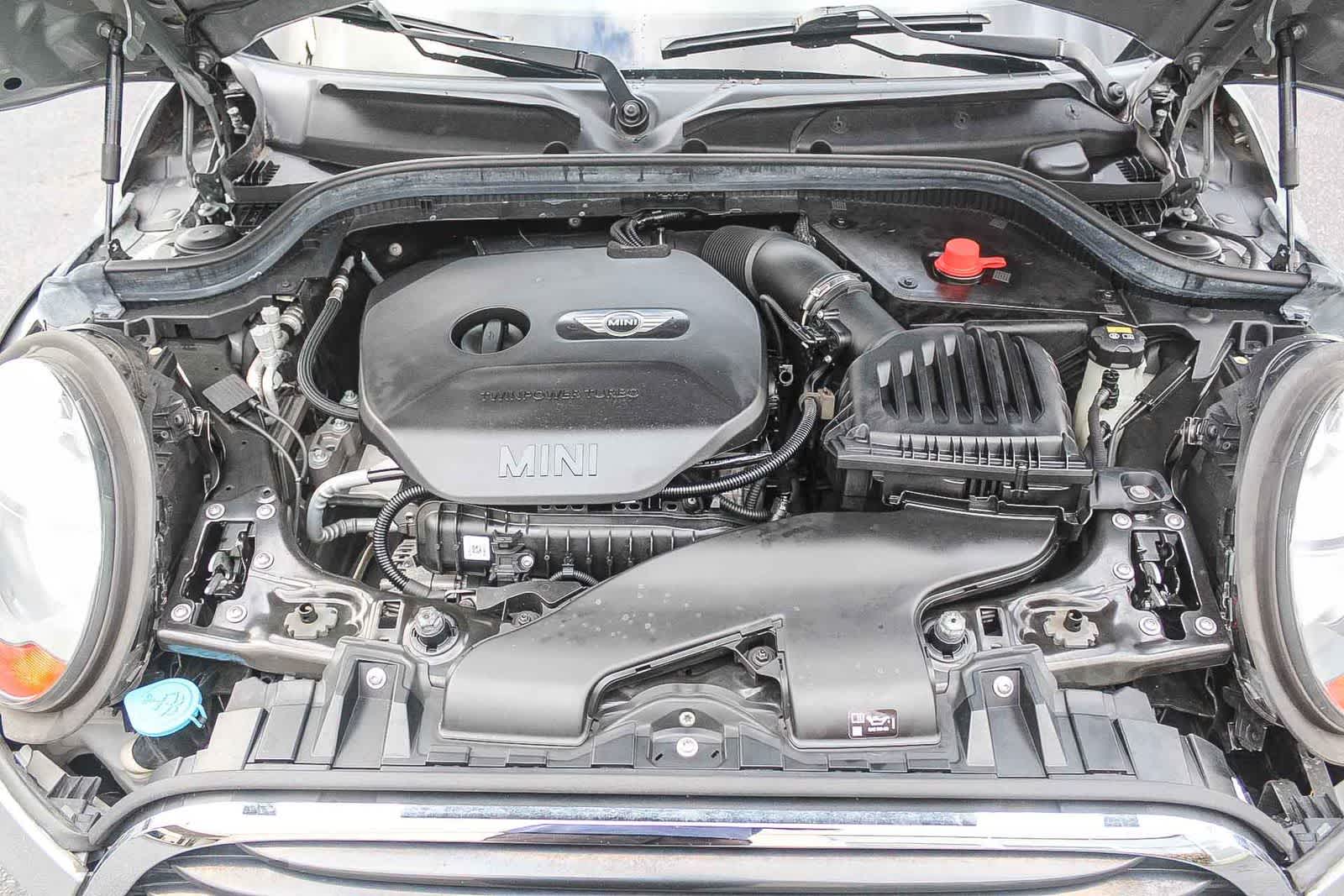 Thumbnail: 2017 MINI Cooper Hardtop - 36