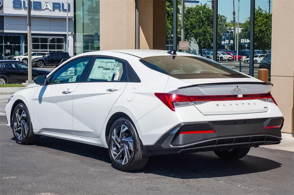 Thumbnail: 2025 Hyundai Elantra - 2