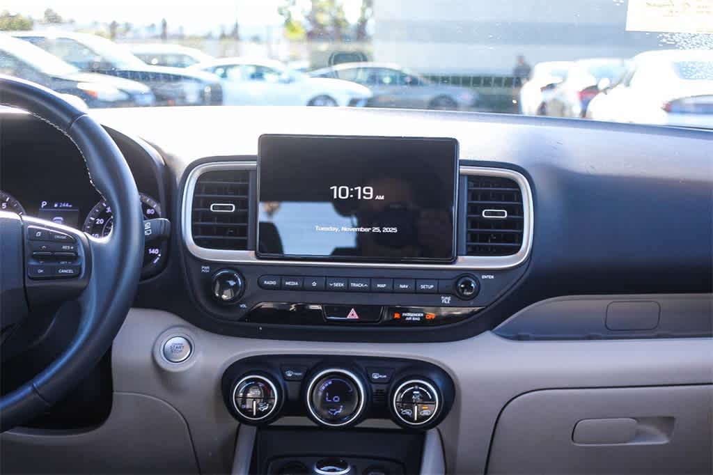 Thumbnail: 2020 Hyundai Venue - 17