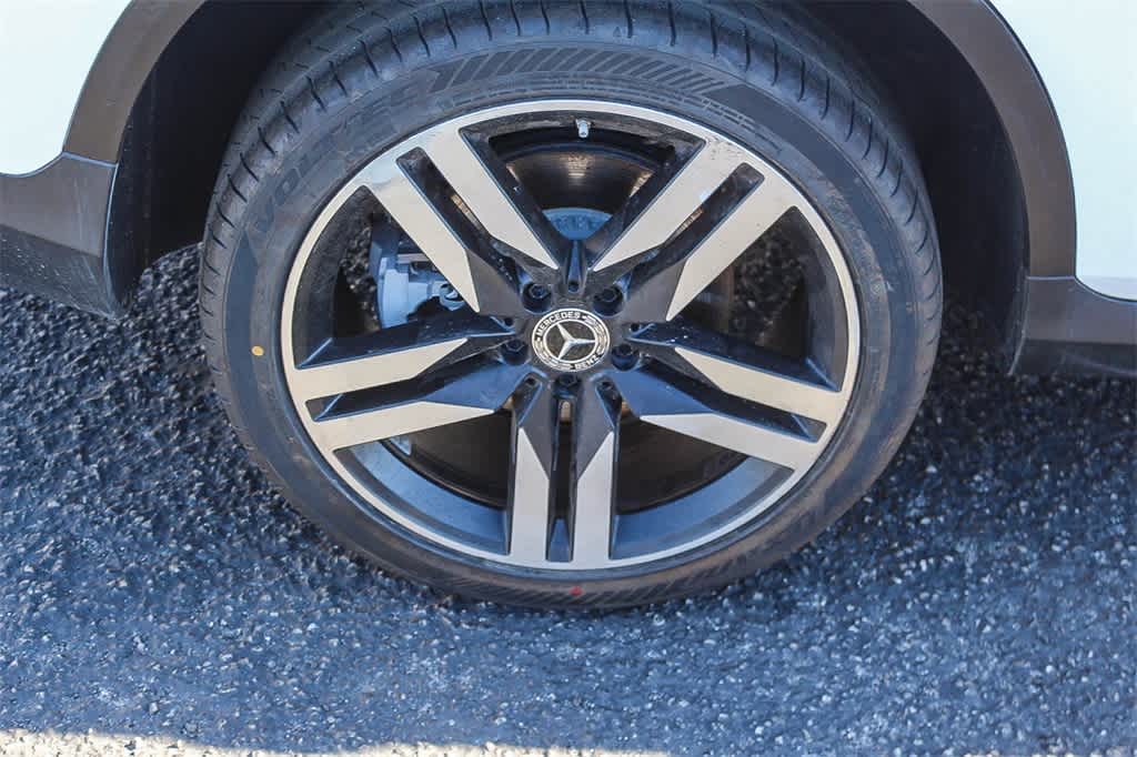 Thumbnail: 2020 Mercedes-Benz GLC - 12