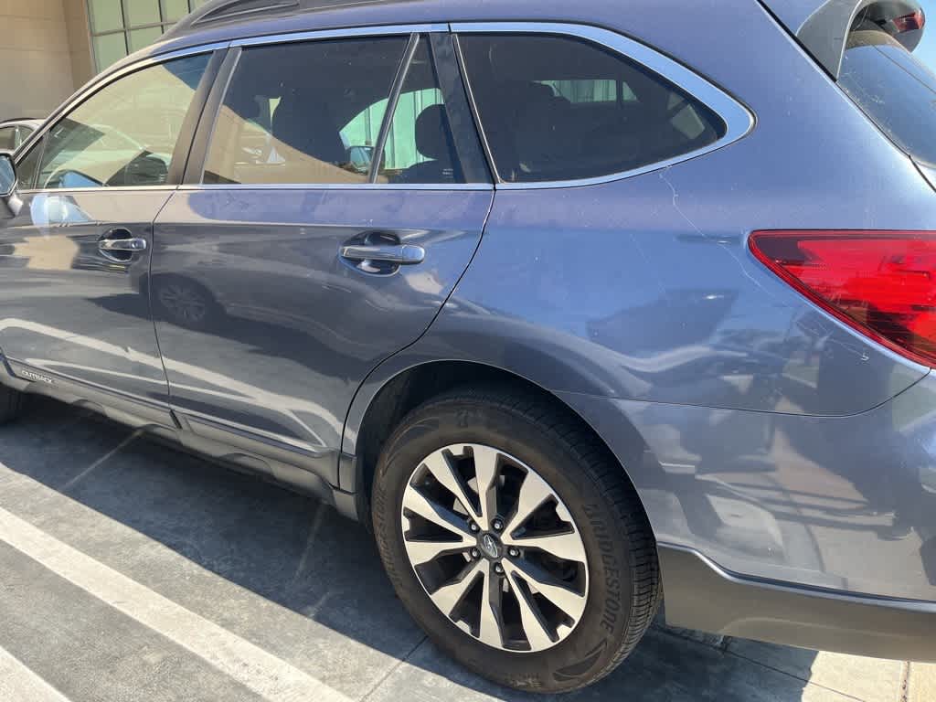 Thumbnail: 2015 Subaru Outback - 12