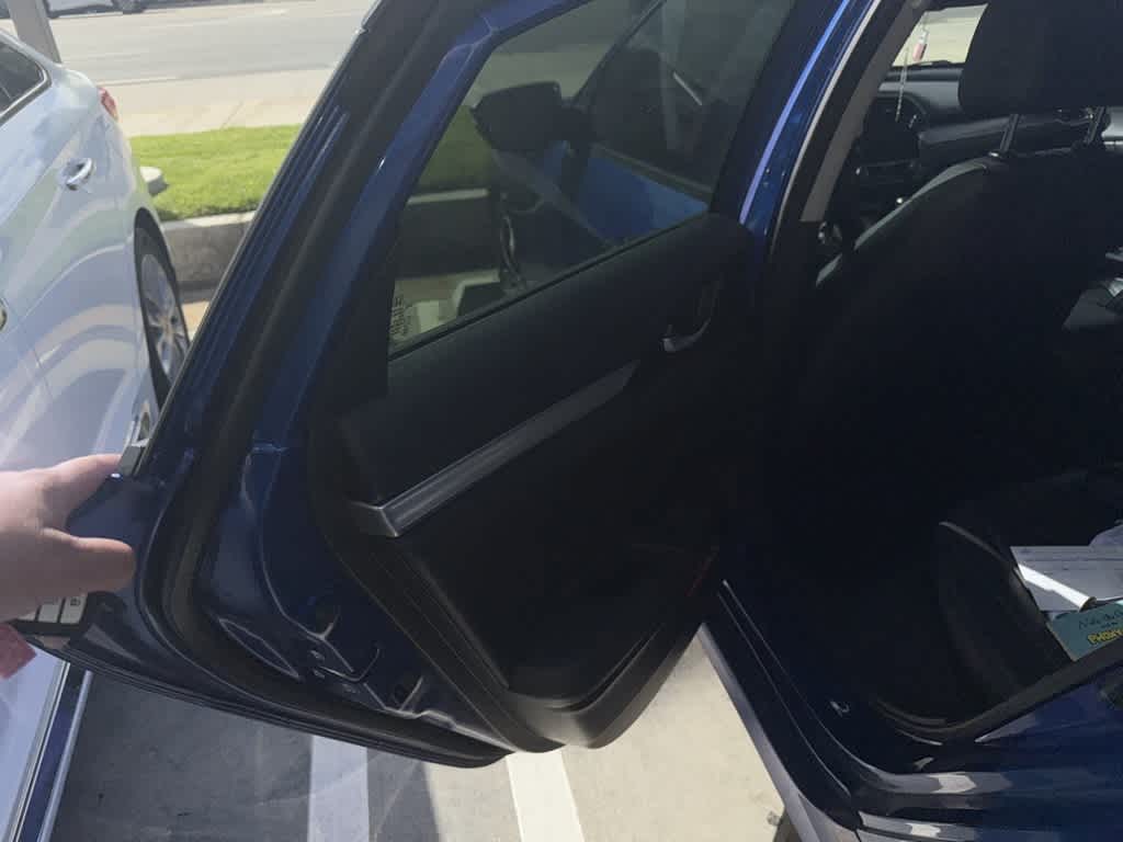 Thumbnail: 2016 Honda Civic - 9