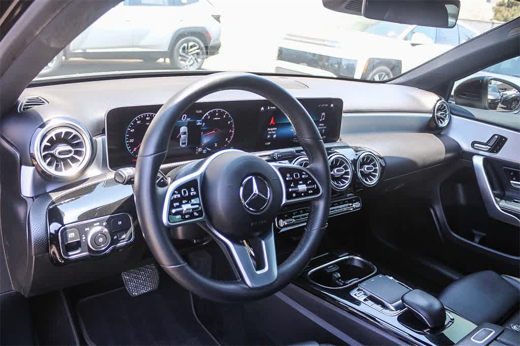 Thumbnail: 2019 Mercedes-Benz A-Class - 17
