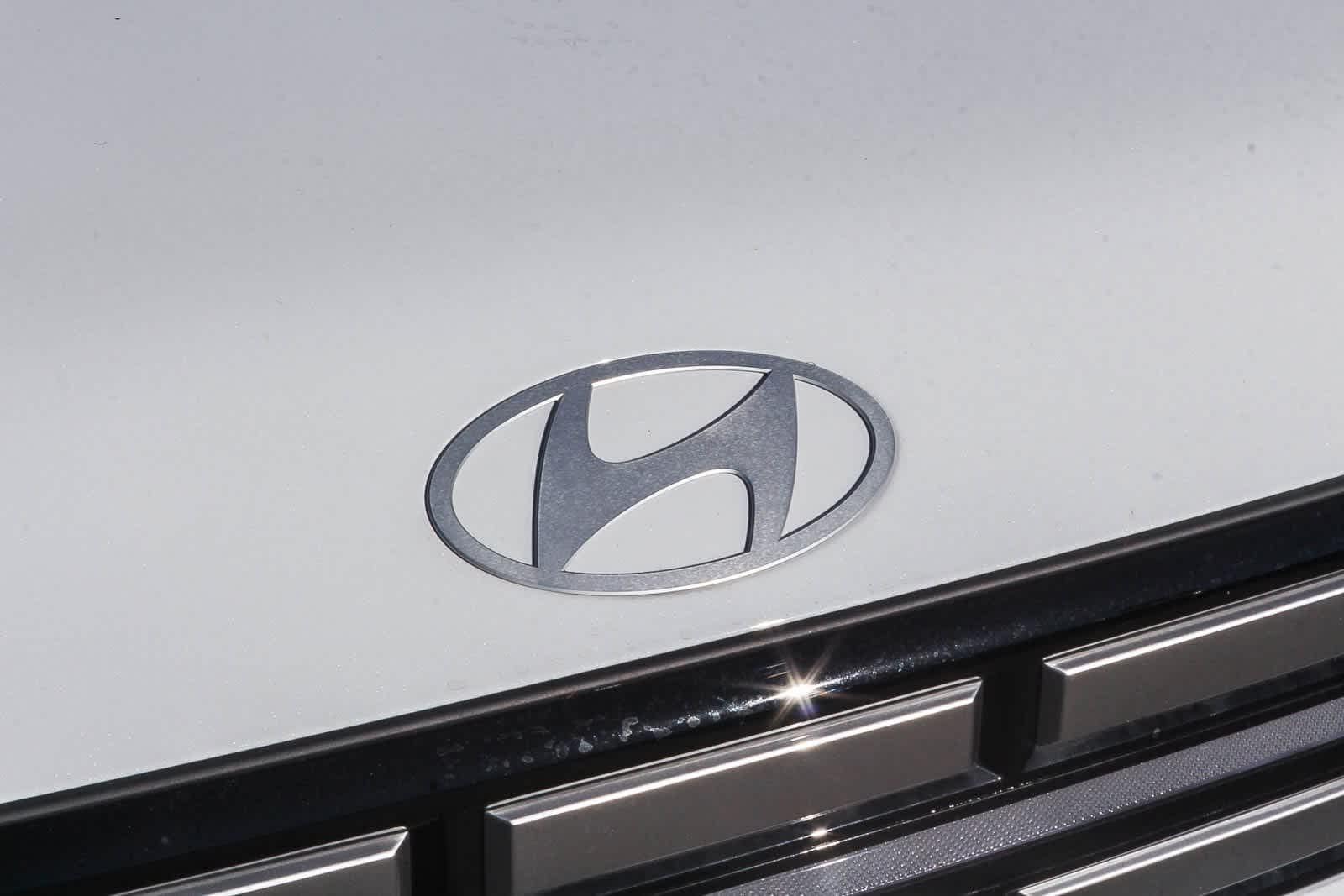 Thumbnail: 2026 Hyundai Santa Fe - 13