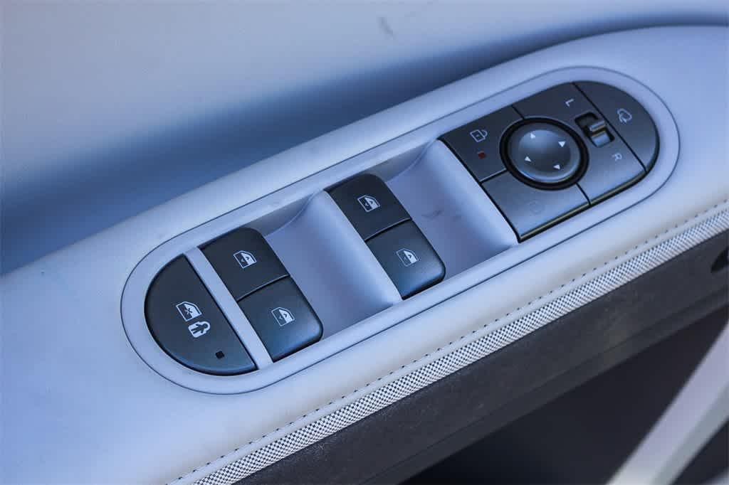 Thumbnail: 2026 Hyundai Ioniq 5 - 26