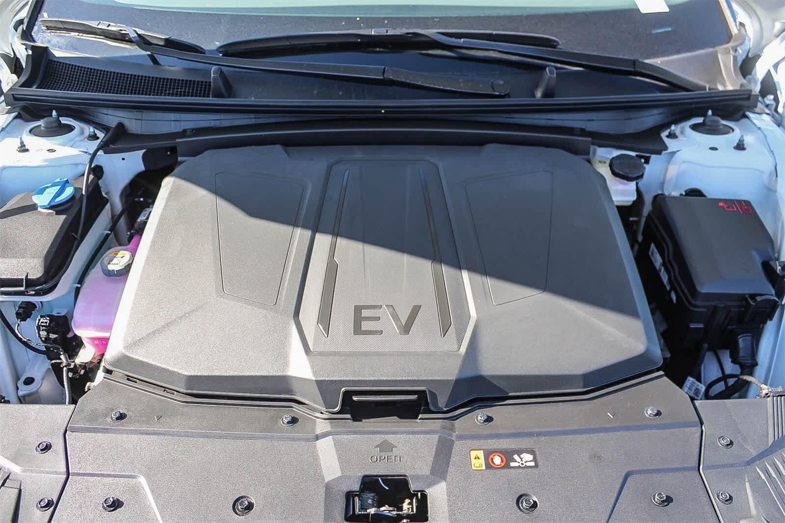 Thumbnail: 2026 Hyundai Ioniq 5 - 16