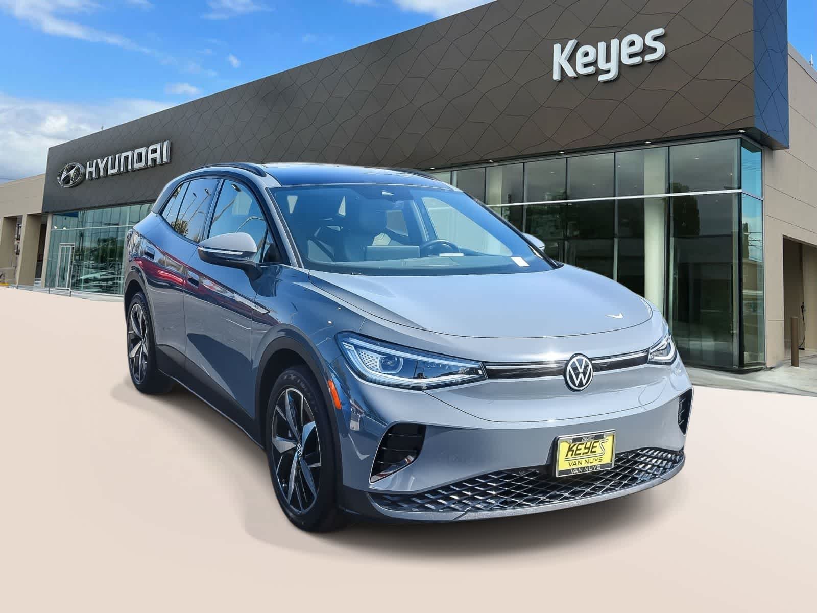 Thumbnail: 2023 Volkswagen ID.4 - 3