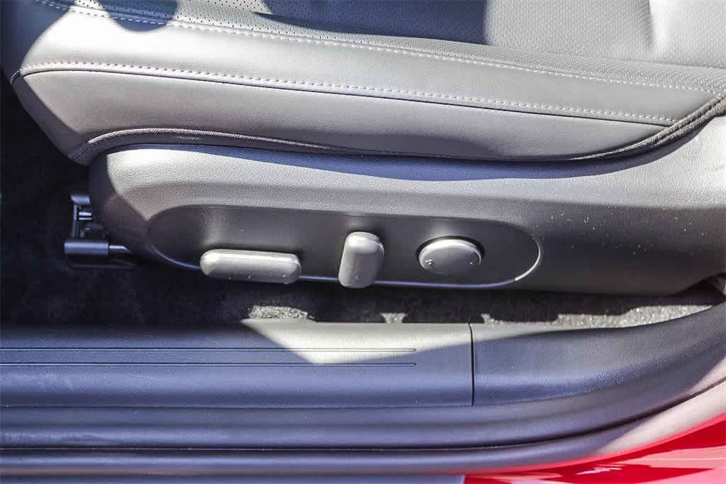 Thumbnail: 2023 Hyundai Ioniq 6 - 24