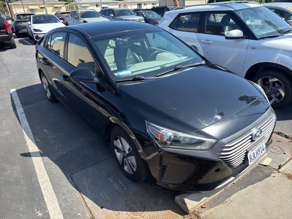 Thumbnail: 2019 Hyundai Ioniq - 11