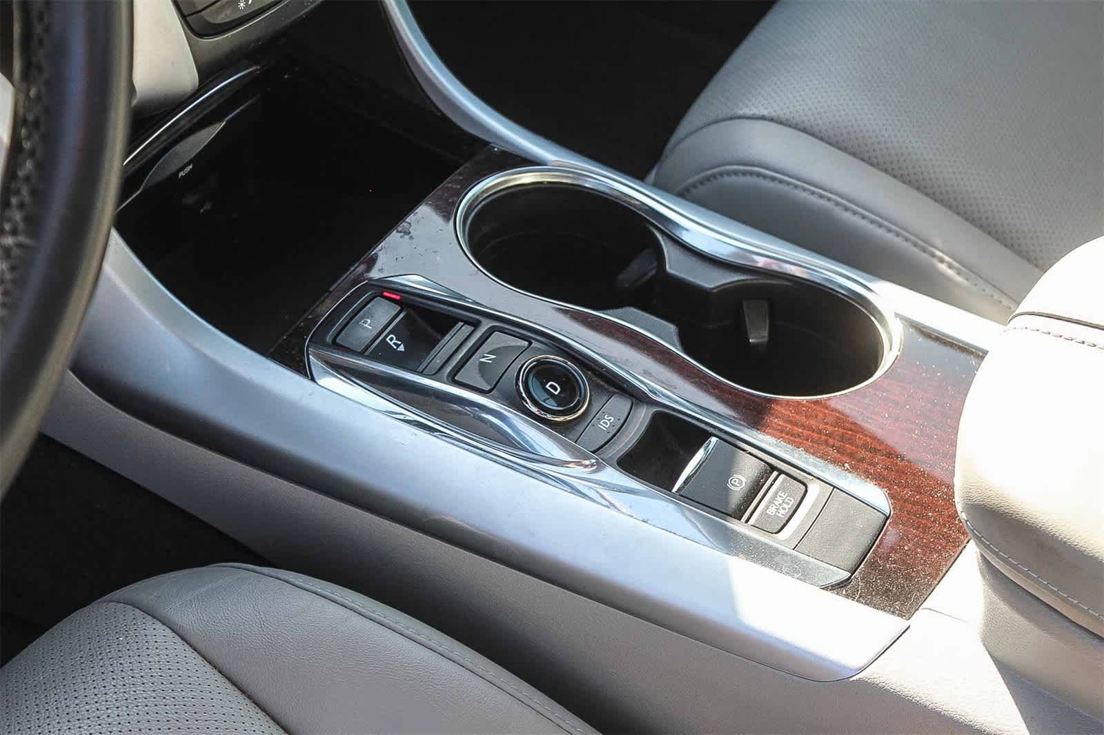 Thumbnail: 2016 Acura TLX - 26