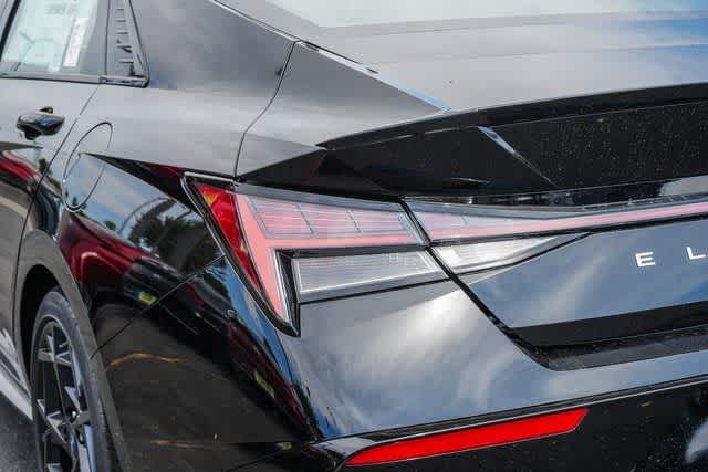 Thumbnail: 2025 Hyundai Elantra - 11