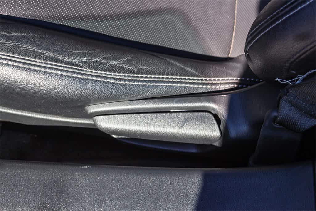 Thumbnail: 2022 Mazda MX-5 Miata - 23