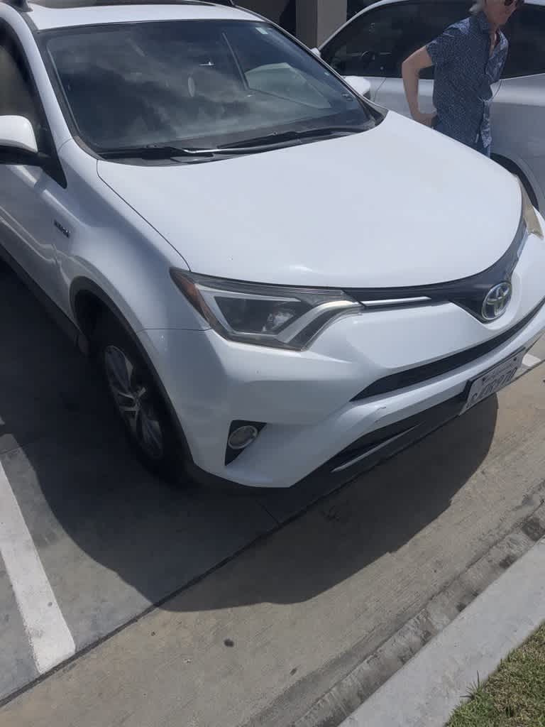 Thumbnail: 2016 Toyota RAV4 - 6
