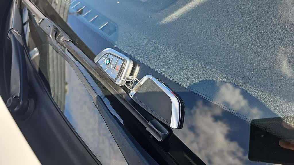 Thumbnail: 2020 BMW X7 - 23