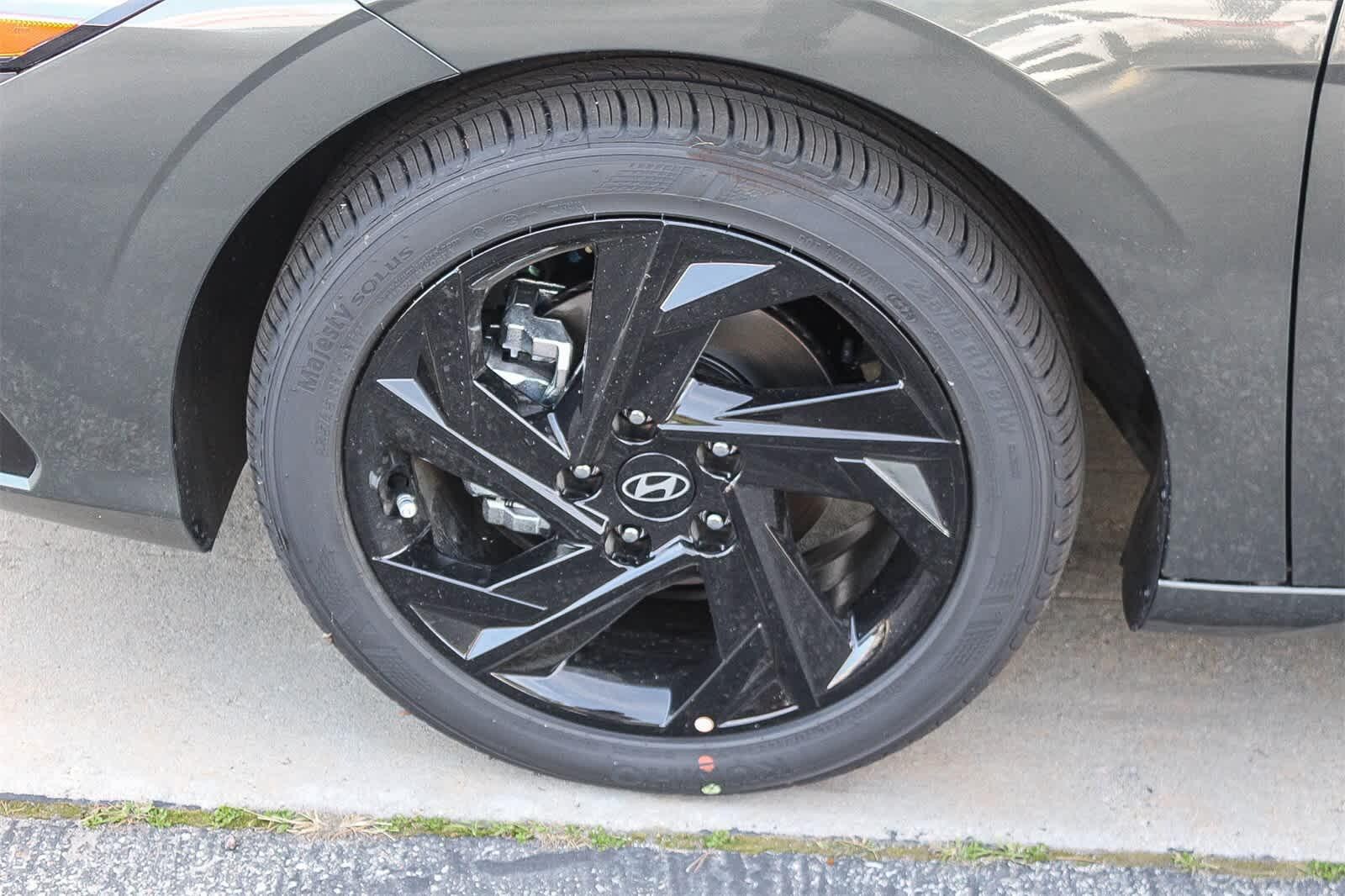 Thumbnail: 2026 Hyundai Elantra - 9