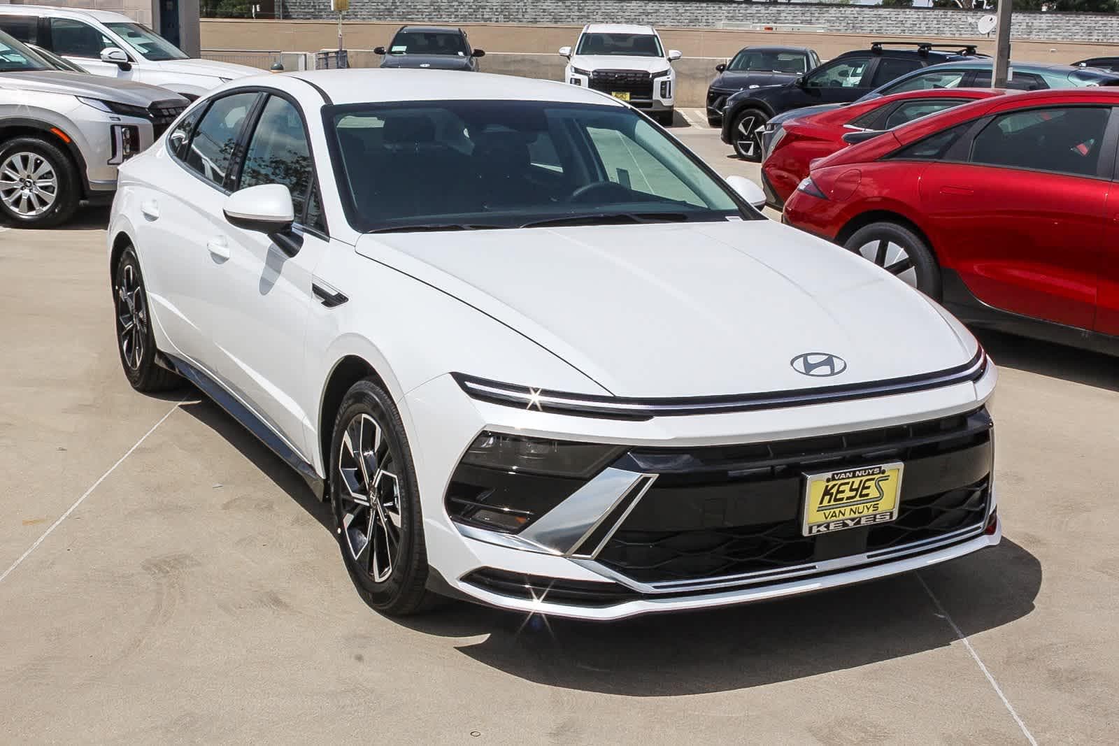 Thumbnail: 2025 Hyundai Sonata - 3