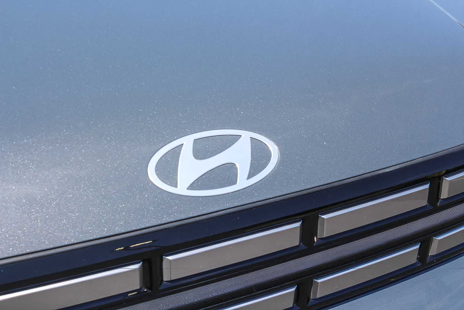Thumbnail: 2025 Hyundai Santa Fe - 13