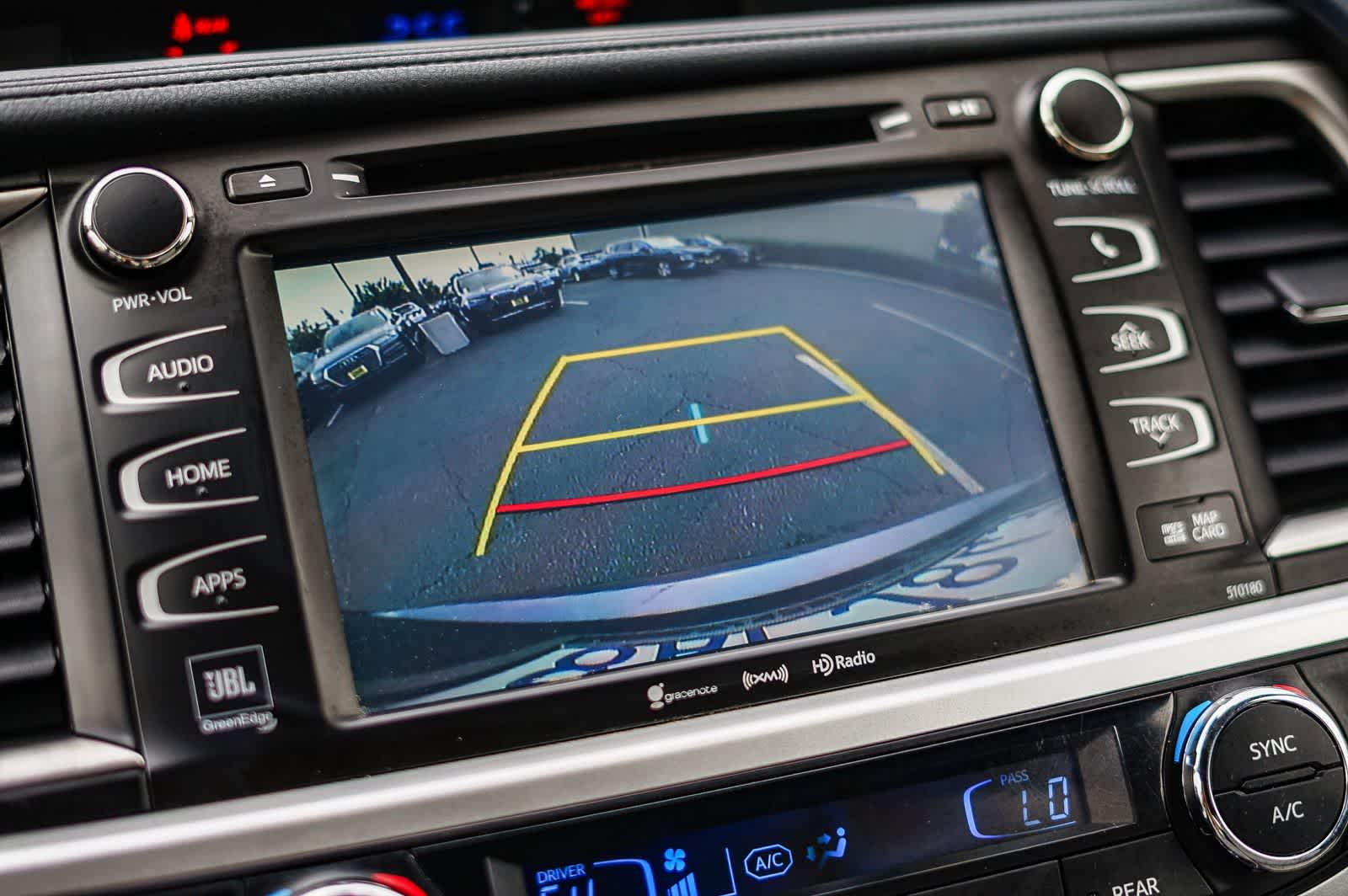 Thumbnail: 2017 Toyota Highlander - 34