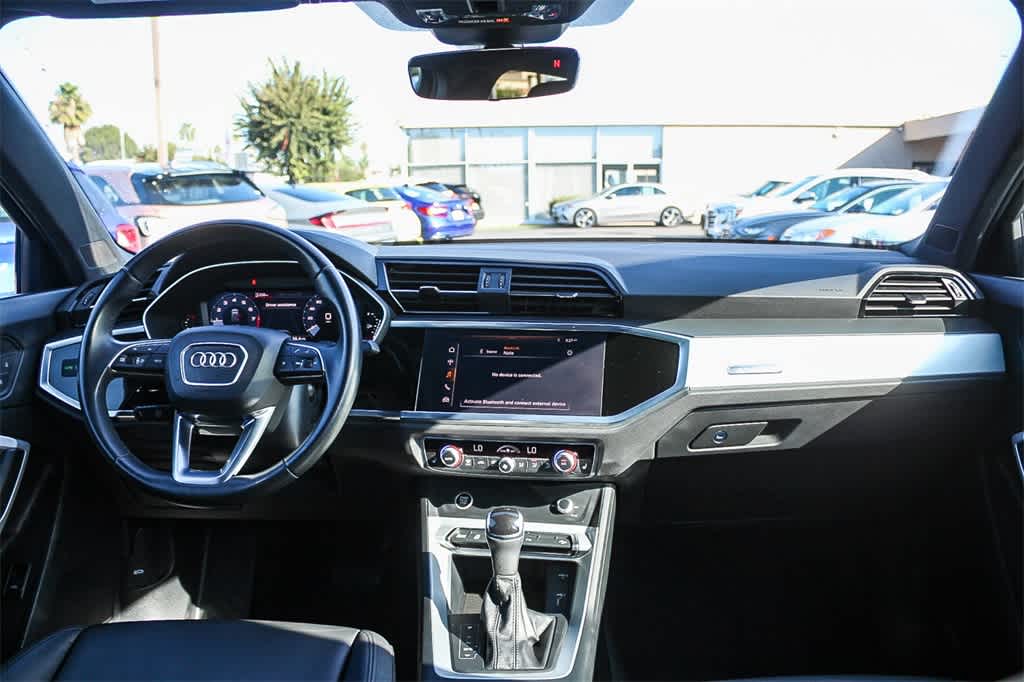 Thumbnail: 2021 Audi Q3 - 14