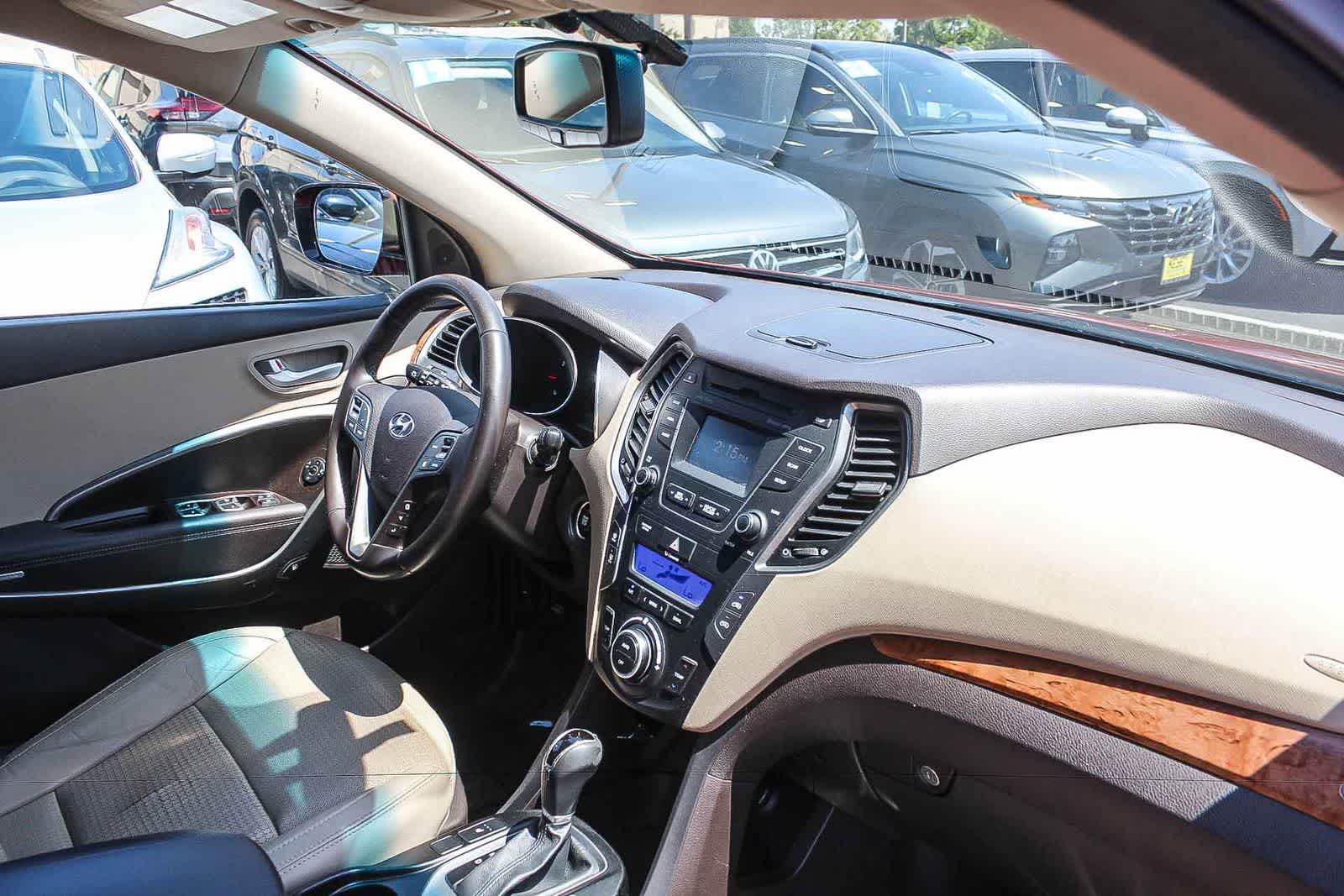 Thumbnail: 2014 Hyundai Santa Fe - 23