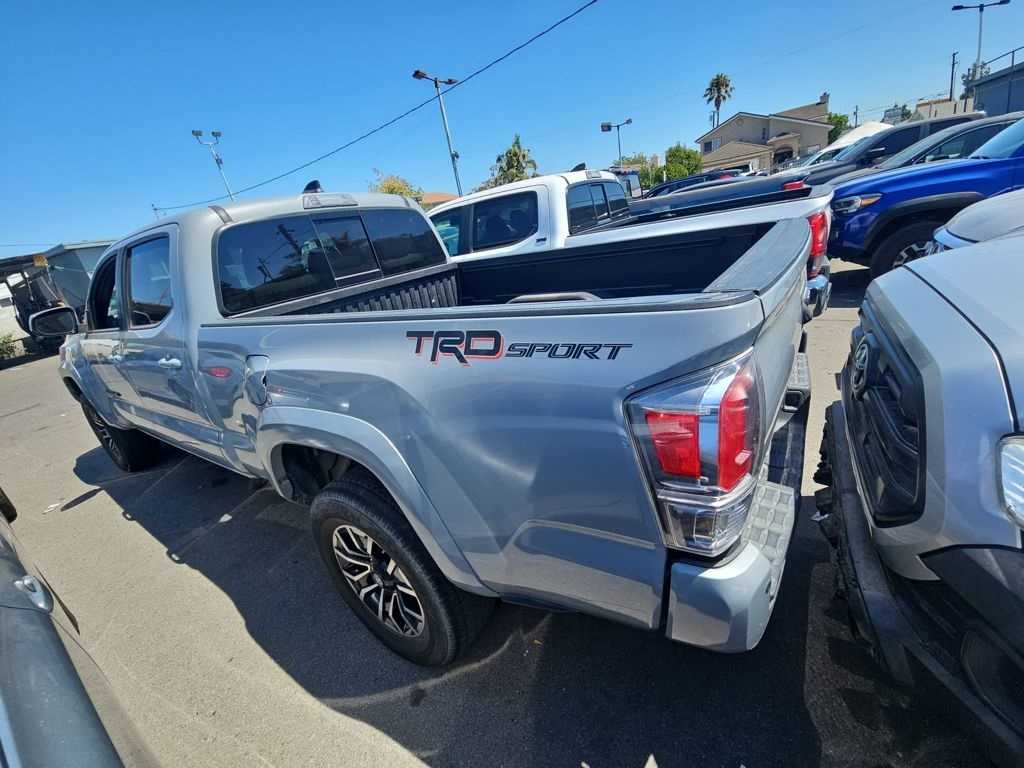 Thumbnail: 2021 Toyota Tacoma - 3