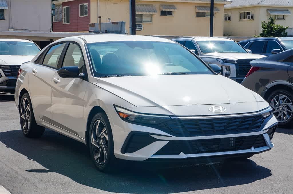 Thumbnail: 2025 Hyundai Elantra - 5