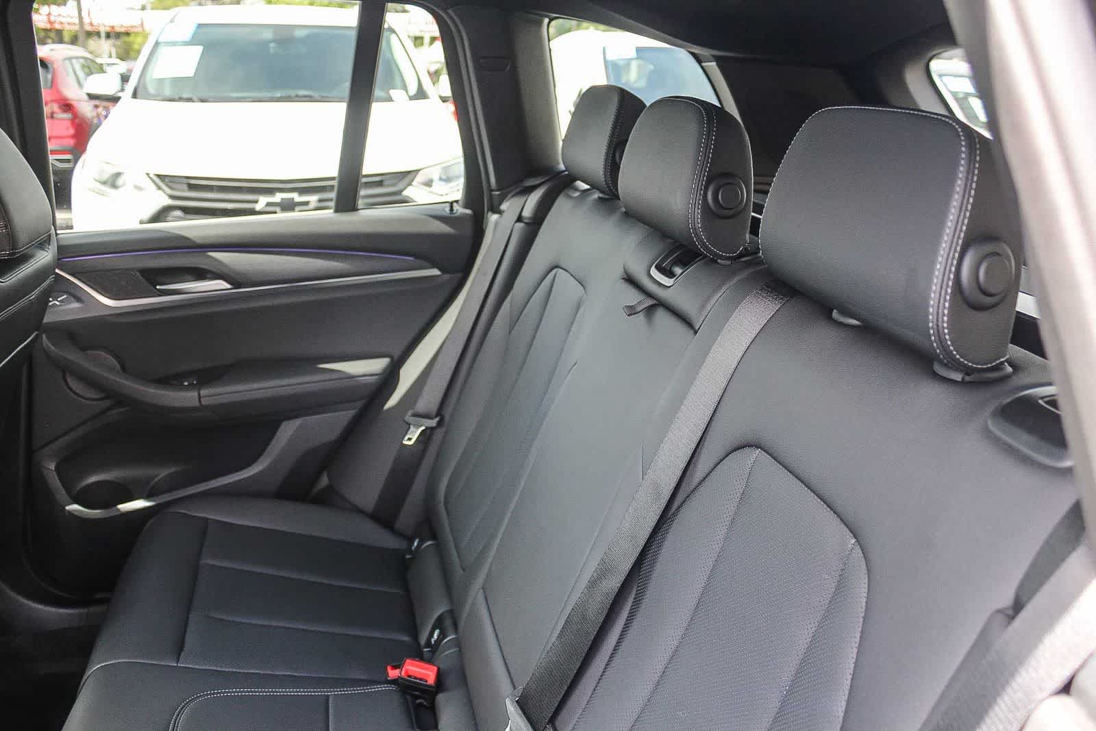 Thumbnail: 2023 BMW X3 - 26