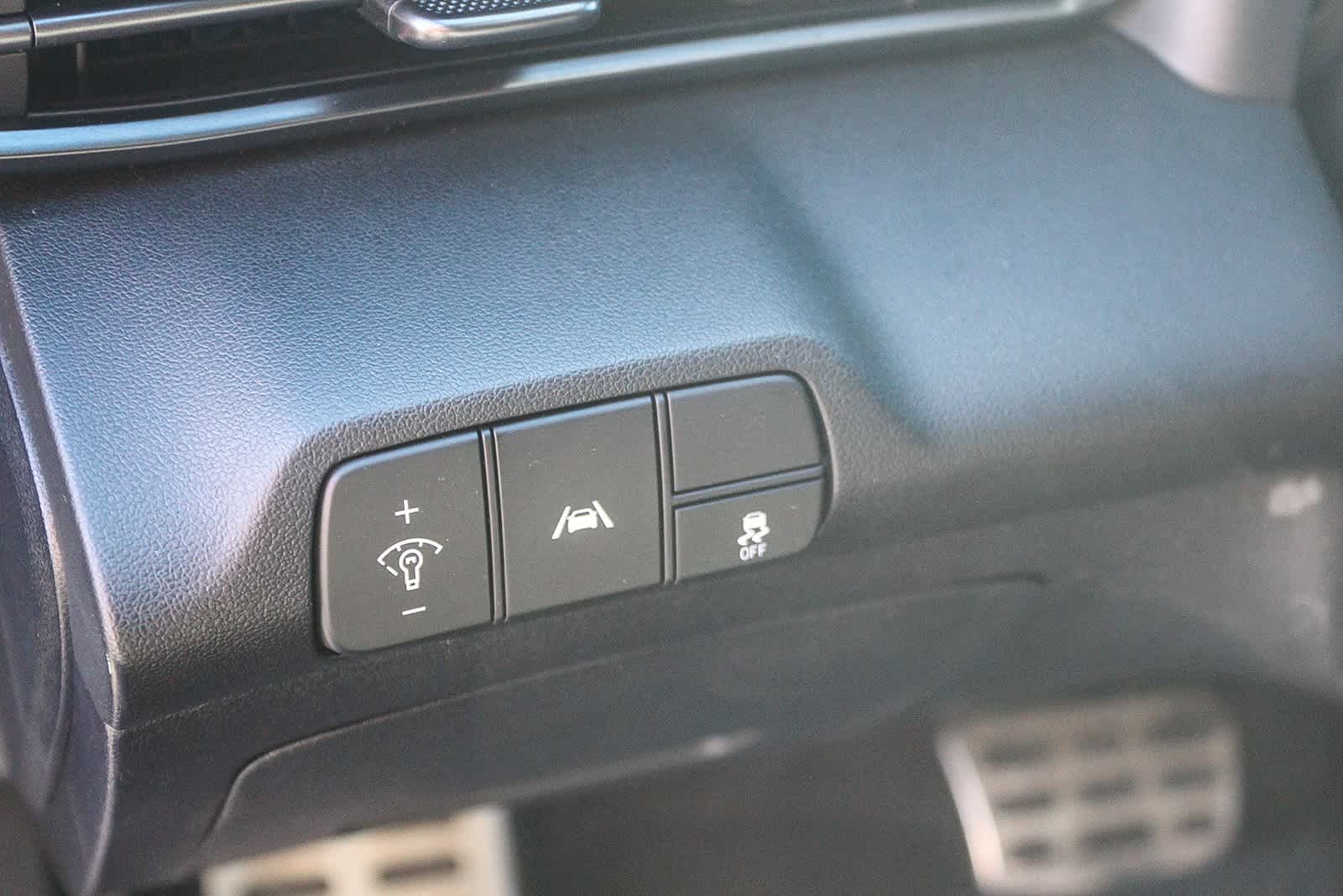 Thumbnail: 2023 Hyundai Elantra - 27