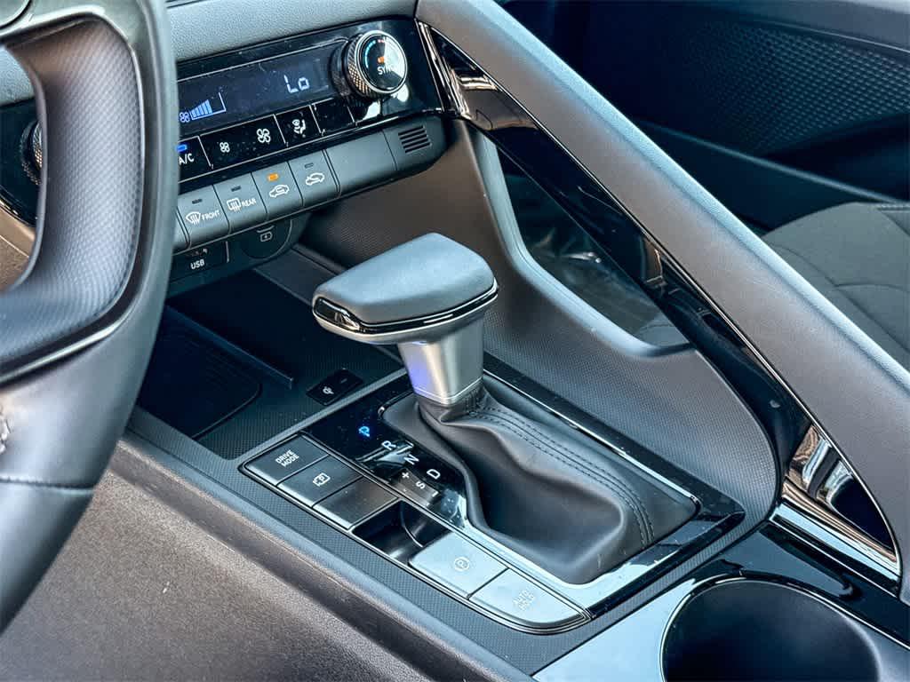 Thumbnail: 2025 Hyundai Elantra - 22