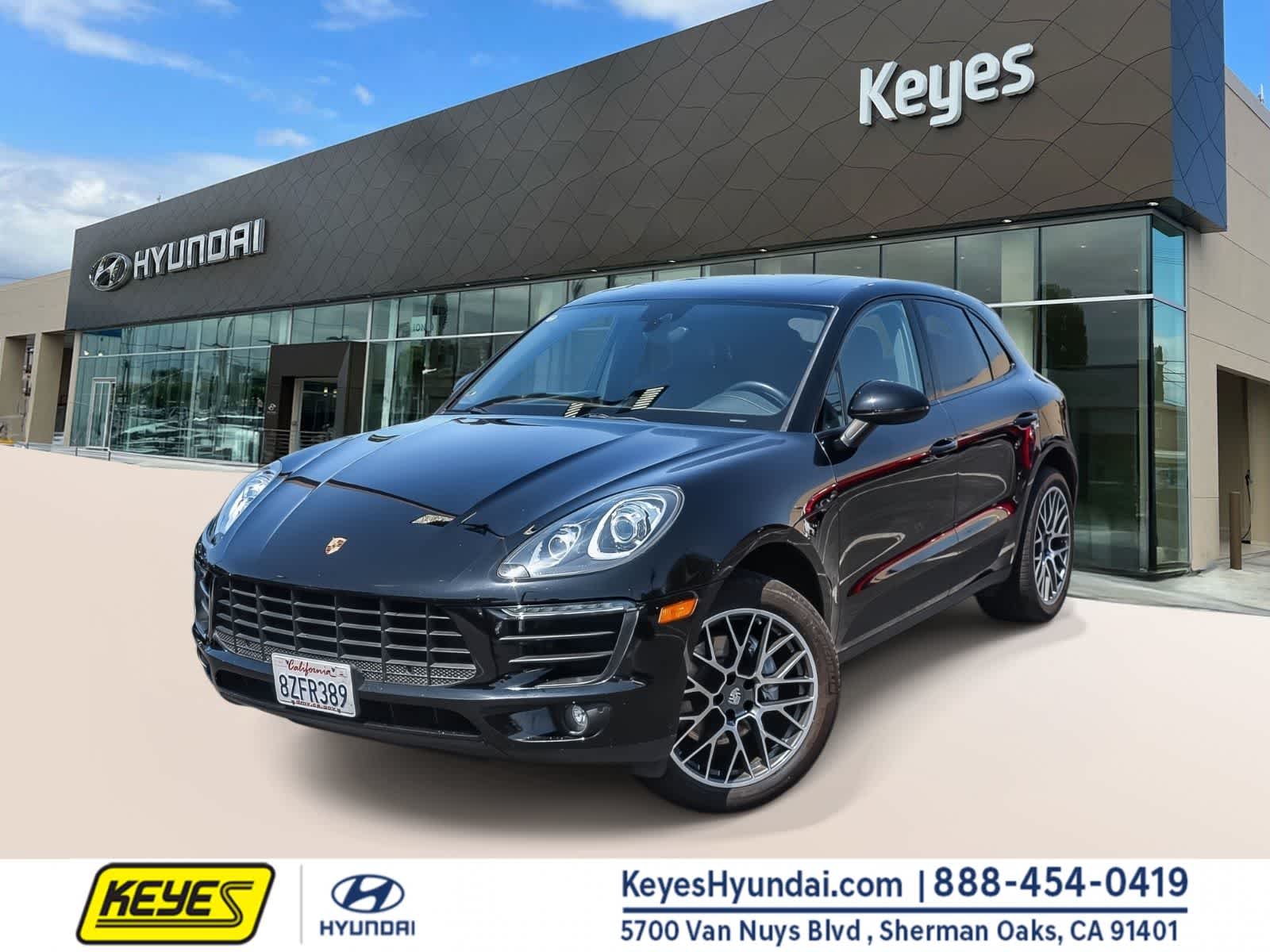 Thumbnail: 2018 Porsche Macan - 1